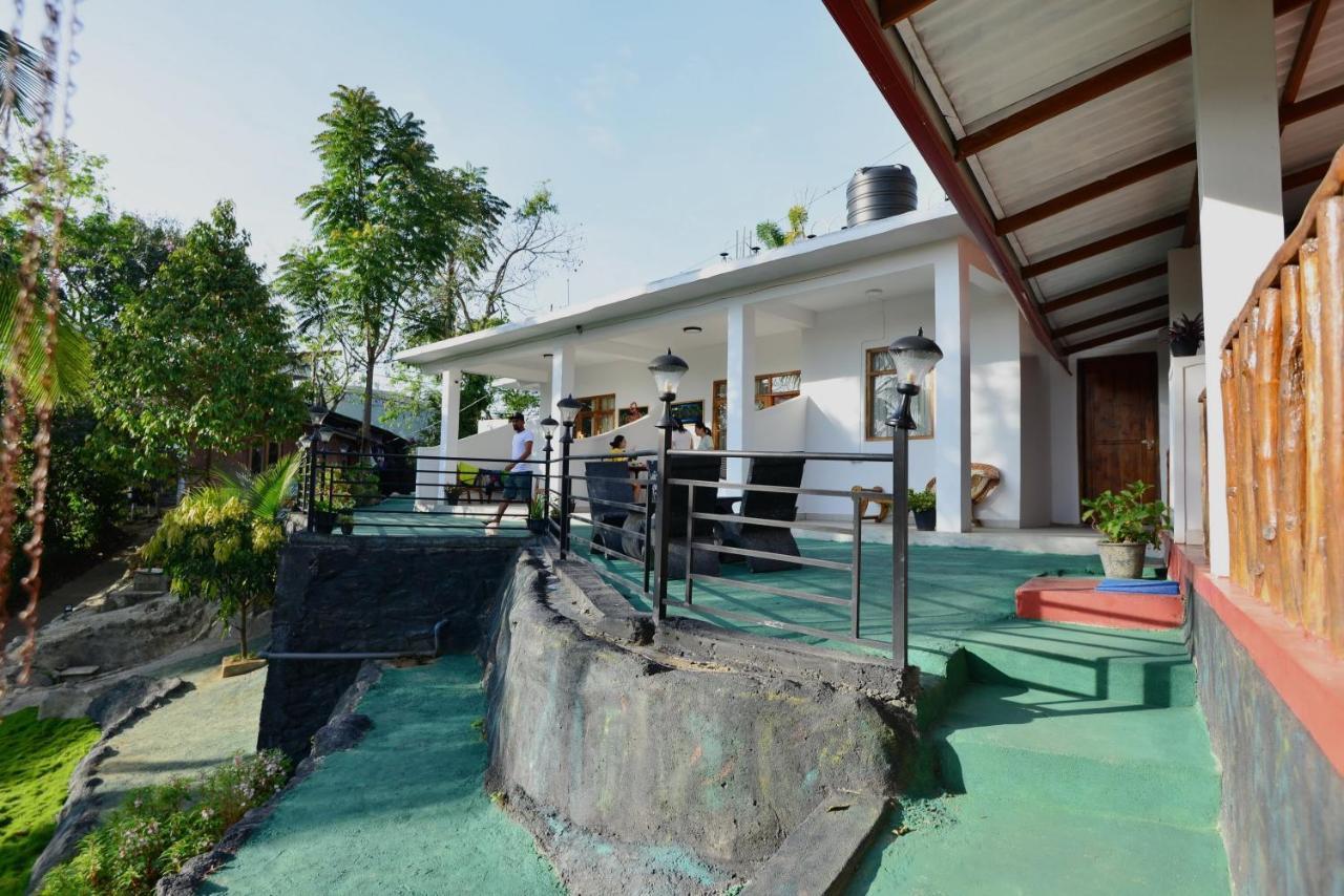 Golden Cabin เอลลา ภายนอก รูปภาพ